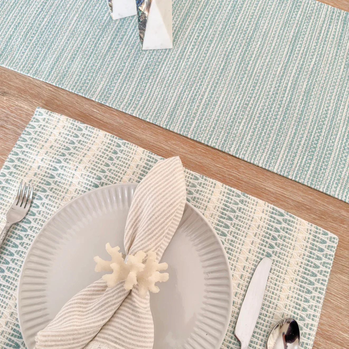 Anaya Home Summer Twist Aqua Indoor Outdoor Placemat - Image 7
