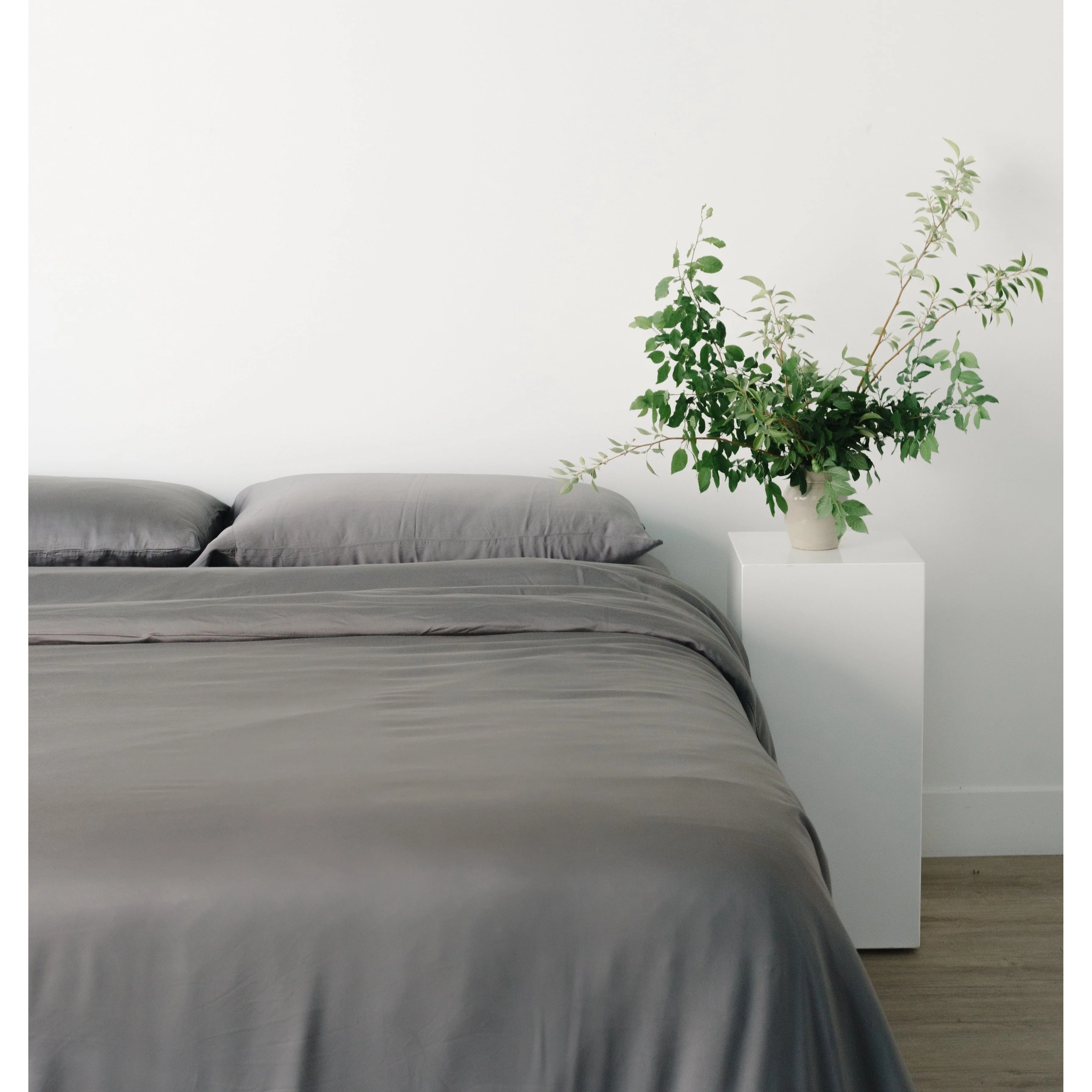Cozy Earth Bamboo Sheet Sets Available in Queen and King Sizes - Image 36