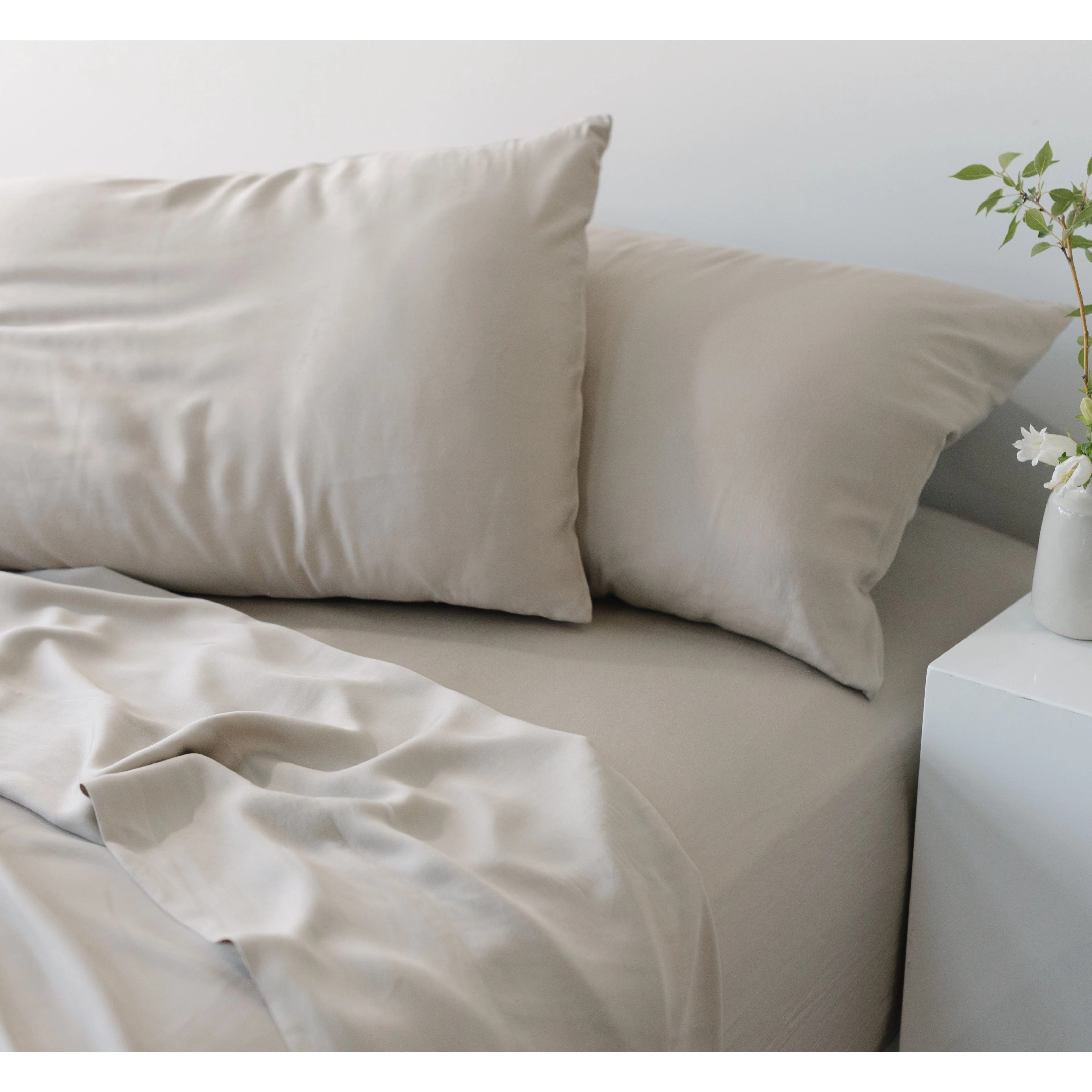 Cozy Earth Bamboo Sheet Sets Available in Queen and King Sizes - Image 38